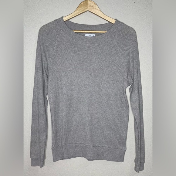 Aritzia TNA Andrews Waffle Knit Thermal Gray Size XXS - Picture 1 of 7